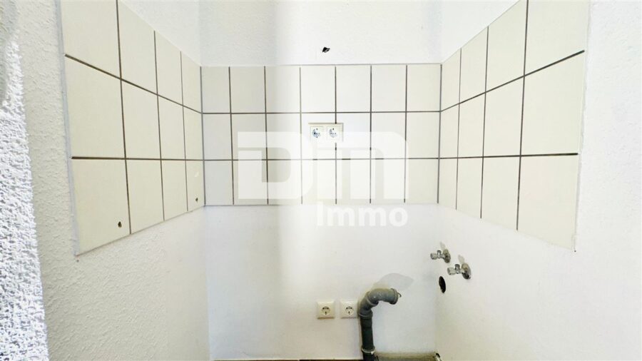 (R)eserviert! Kompaktes Apartment 2 von 3 in zentraler Lage - 2 Pantrybereich